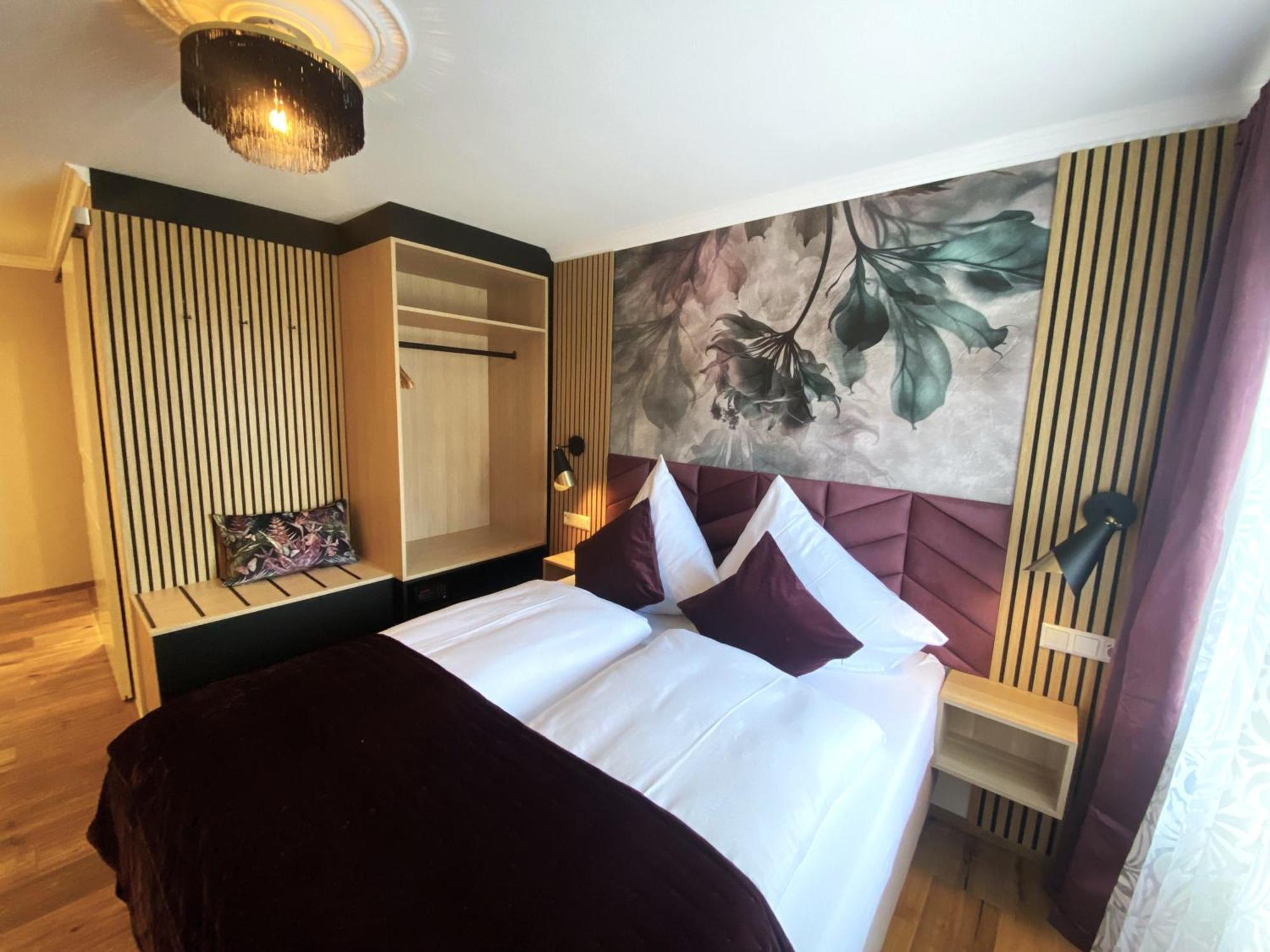 Boutique - Hotel Zum Schloss 阿姆特采尔 外观 照片