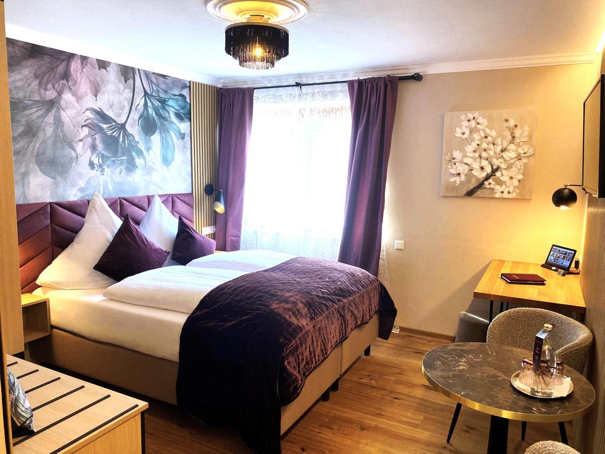 Boutique - Hotel Zum Schloss 阿姆特采尔 外观 照片