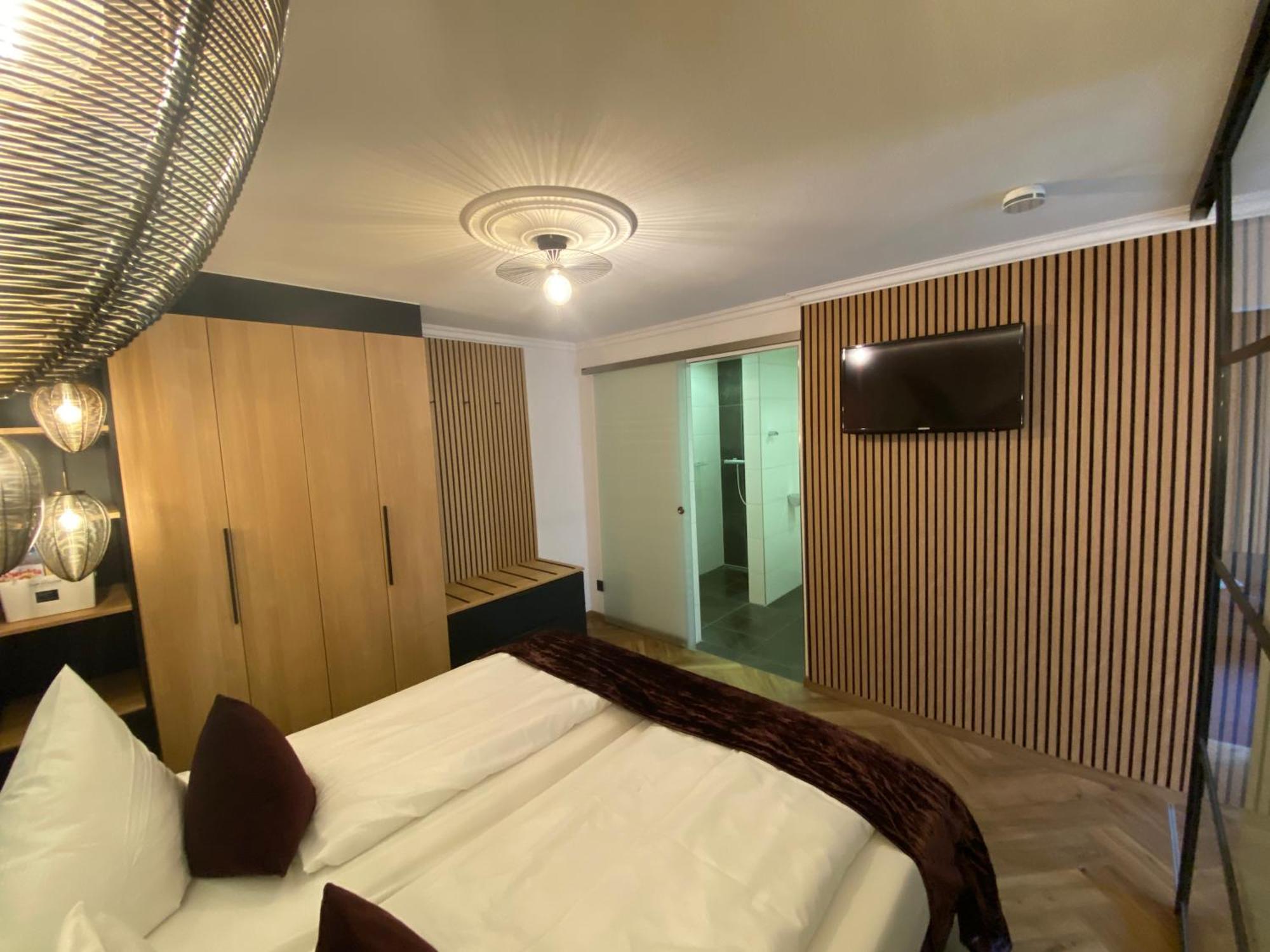 Boutique - Hotel Zum Schloss 阿姆特采尔 外观 照片